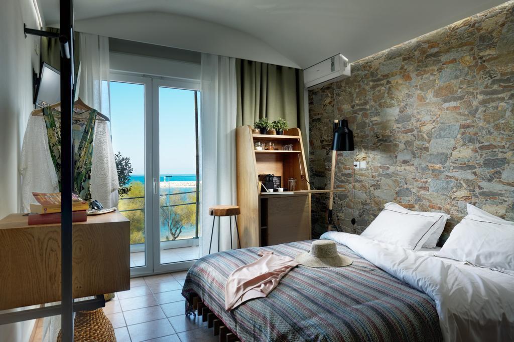 Hotel Menel The Tree House- Adults Only يميناريا المظهر الخارجي الصورة